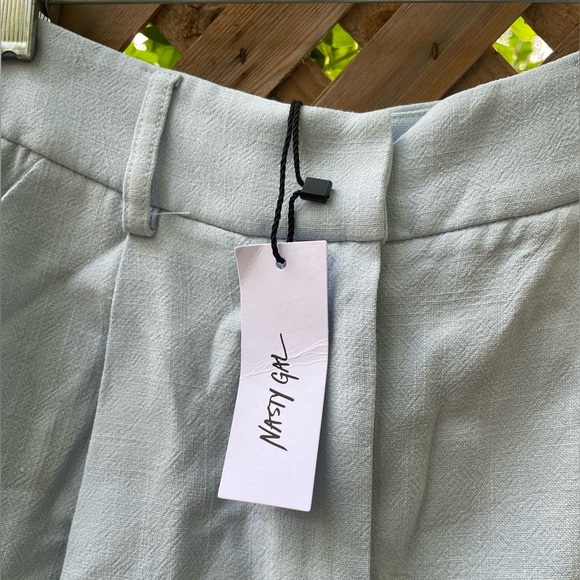 Nasty Gal NWT 2 Piece Tailored Crop Blazer and Short Set - Picture 3 of 12